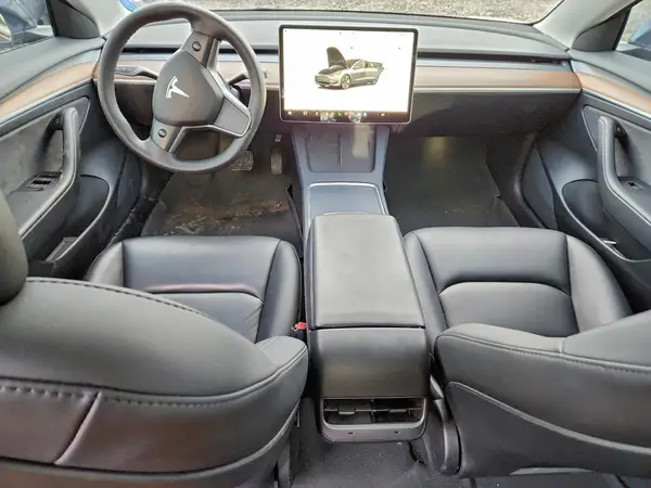 5YJ3E1EB3PF467696 2023 TESLA MODEL 3 - Image 8
