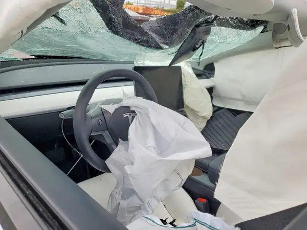 5YJ3E1EB3PF477290 2023 TESLA MODEL 3 - Image 8