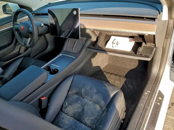 5YJ3E1EB3PF611375 2023 TESLA MODEL 3 - Image 8