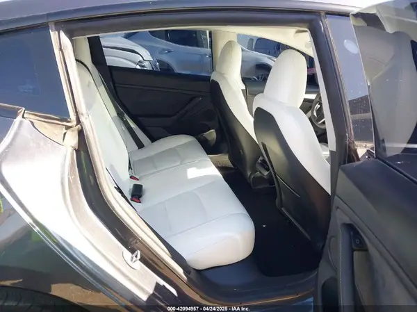 5YJ3E1EB3PF626345 2023 TESLA MODEL 3 - Image 8