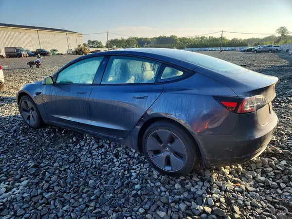 5YJ3E1EB3PF634431 2023 TESLA MODEL 3 - Image 2