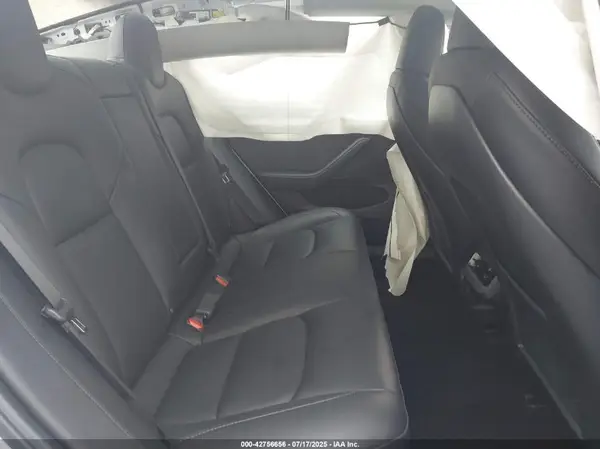 5YJ3E1EB3PF634557 2023 TESLA MODEL 3 - Image 8