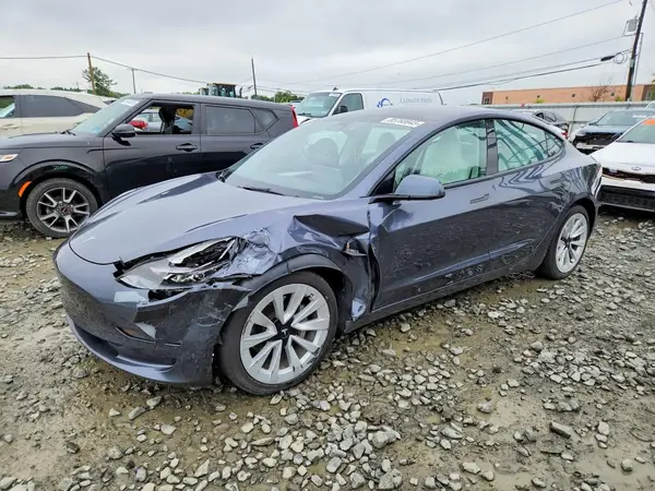 5YJ3E1EB3PF663900 2023 TESLA MODEL 3 - Image 1