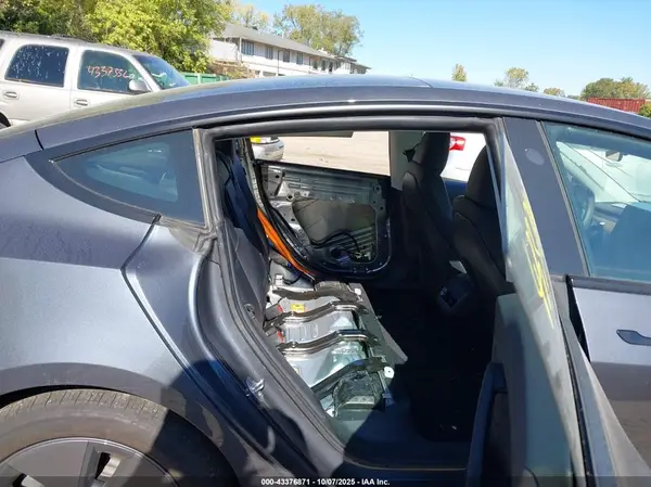 5YJ3E1EB3PF701531 2023 TESLA MODEL 3 - Image 8