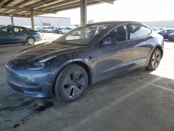 5YJ3E1EB3PF705515 2023 TESLA MODEL 3 - Image 1