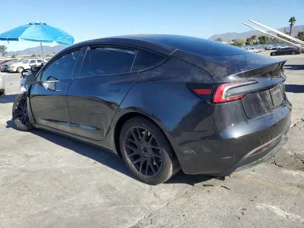 5YJ3E1EB3RF717165 2024 TESLA MODEL 3 - Image 2