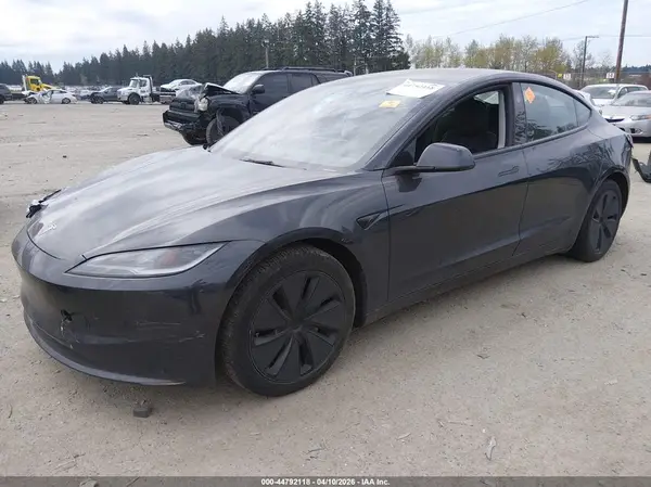5YJ3E1EB3RF718722 2024 TESLA MODEL 3 - Image 2