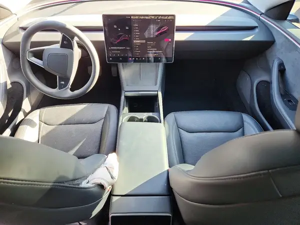 5YJ3E1EB3RF735228 2024 TESLA MODEL 3 - Image 8