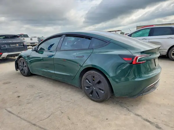 5YJ3E1EB3RF740302 2024 TESLA MODEL 3 - Image 2