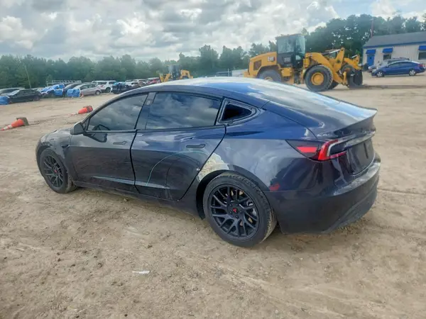 5YJ3E1EB3RF740879 2024 TESLA MODEL 3 - Image 2