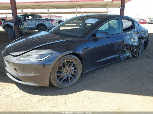5YJ3E1EB3RF744690 2024 TESLA MODEL 3 - Image 2