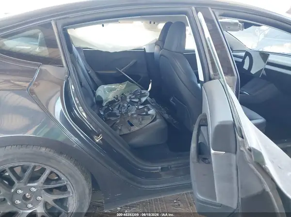 5YJ3E1EB3RF744690 2024 TESLA MODEL 3 - Image 8
