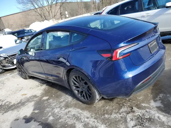 5YJ3E1EB3RF754698 2024 TESLA MODEL 3 - Image 2