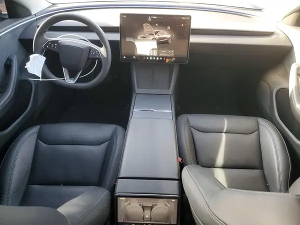 5YJ3E1EB3RF793517 2024 TESLA MODEL 3 - Image 8