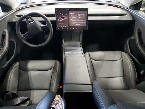 5YJ3E1EB3RF795963 2024 TESLA MODEL 3 - Image 8
