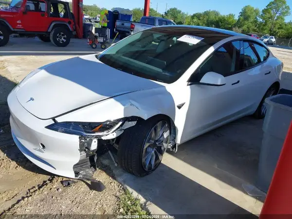 5YJ3E1EB3RF797440 2024 TESLA MODEL 3 - Image 2
