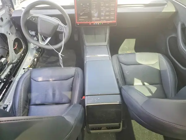 5YJ3E1EB3RF801146 2024 TESLA MODEL 3 - Image 8