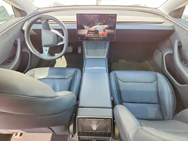 5YJ3E1EB3RF817783 2024 TESLA MODEL 3 - Image 8