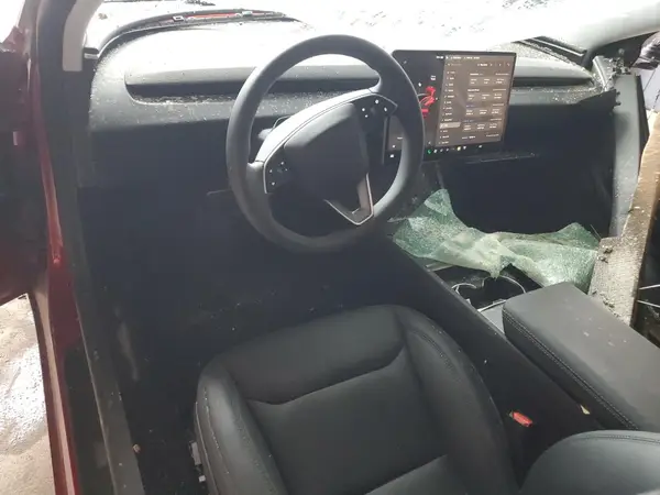 5YJ3E1EB3RF818657 2024 TESLA MODEL 3 - Image 8
