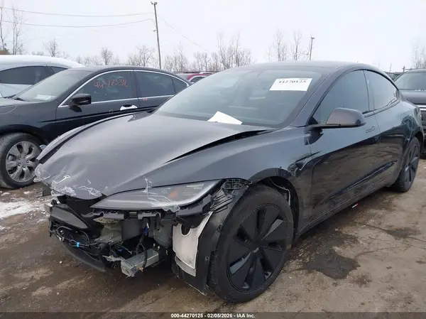 5YJ3E1EB3SF009178 2025 TESLA MODEL 3 - Image 2