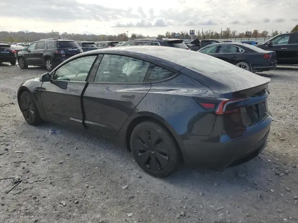 5YJ3E1EB3SF011044 2025 TESLA MODEL 3 - Image 2