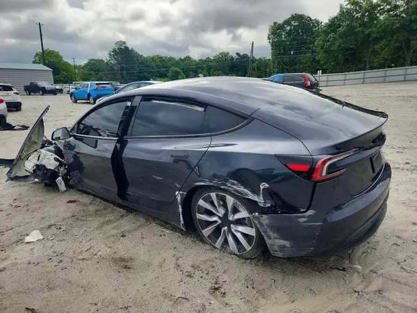 5YJ3E1EB3SF011707 2025 TESLA MODEL 3 - Image 2