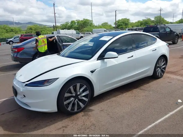 5YJ3E1EB3SF049096 2025 TESLA MODEL 3 - Image 2
