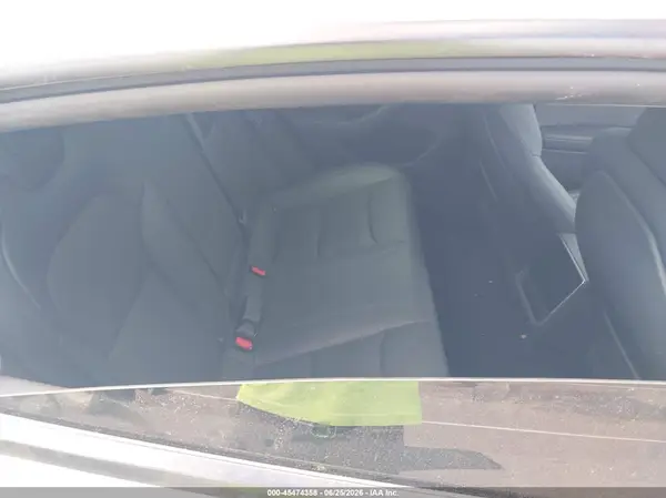 5YJ3E1EB3SF049096 2025 TESLA MODEL 3 - Image 8