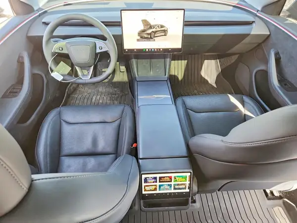 5YJ3E1EB3SF051219 2025 TESLA MODEL 3 - Image 8