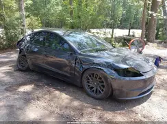5YJ3E1EB3SF874264 2025 TESLA MODEL 3