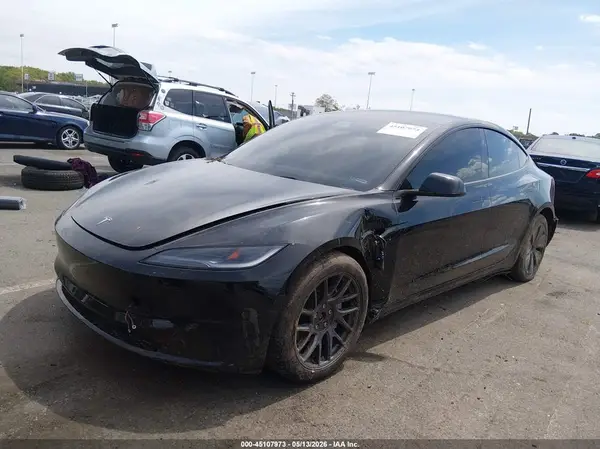 5YJ3E1EB3SF884339 2025 TESLA MODEL 3 - Image 2