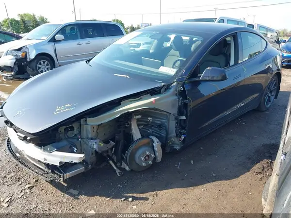 5YJ3E1EB3SF892022 2025 TESLA MODEL 3 - Image 2