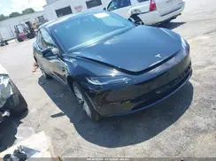 5YJ3E1EB3SF899178 2025 TESLA MODEL 3