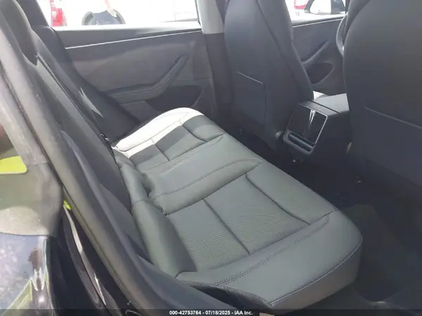 5YJ3E1EB3SF899178 2025 TESLA MODEL 3 - Image 8