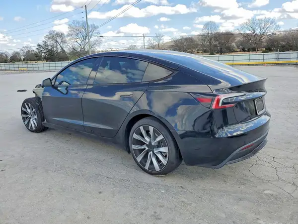 5YJ3E1EB3SF911586 2025 TESLA MODEL 3 - Image 2