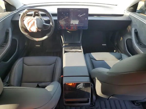 5YJ3E1EB3SF927285 2025 TESLA MODEL 3 - Image 8