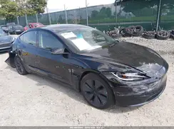 5YJ3E1EB3SF929957 2025 TESLA MODEL 3
