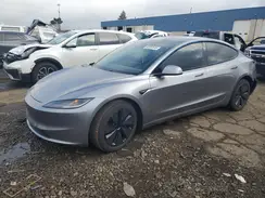 5YJ3E1EB3SF972758 2025 TESLA MODEL 3