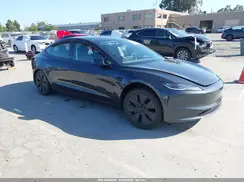 5YJ3E1EB3SF996560 2025 TESLA MODEL 3