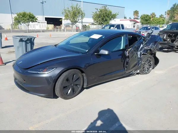 5YJ3E1EB3SF996560 2025 TESLA MODEL 3 - Image 2