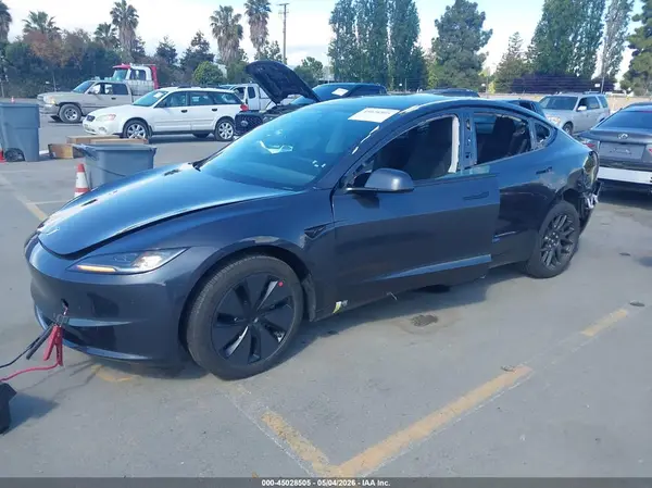 5YJ3E1EB3SF997241 2025 TESLA MODEL 3 - Image 2