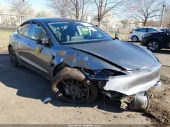 5YJ3E1EB3SF997790 2025 TESLA MODEL 3