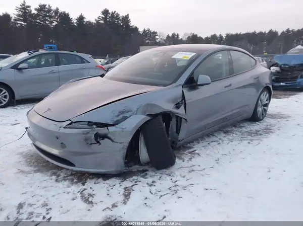 5YJ3E1EB3TF116703 2026 TESLA MODEL 3 - Image 2
