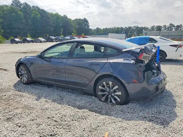 5YJ3E1EB3TF116782 2026 TESLA MODEL 3 - Image 2