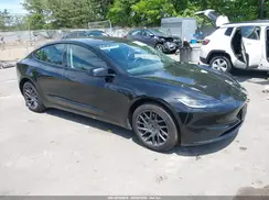 5YJ3E1EB3TF118094 2026 TESLA MODEL 3