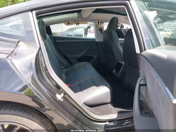 5YJ3E1EB3TF118094 2026 TESLA MODEL 3 - Image 8