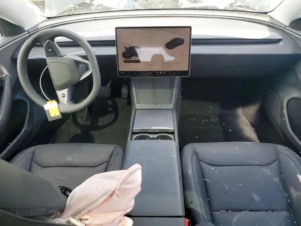 5YJ3E1EB3TF157039 2026 TESLA MODEL 3 - Image 8
