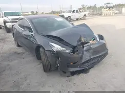 5YJ3E1EB4JF054886 2018 TESLA MODEL 3