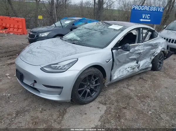 5YJ3E1EB4JF054905 2018 TESLA MODEL 3 - Image 2