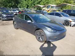 5YJ3E1EB4JF066021 2018 TESLA MODEL 3